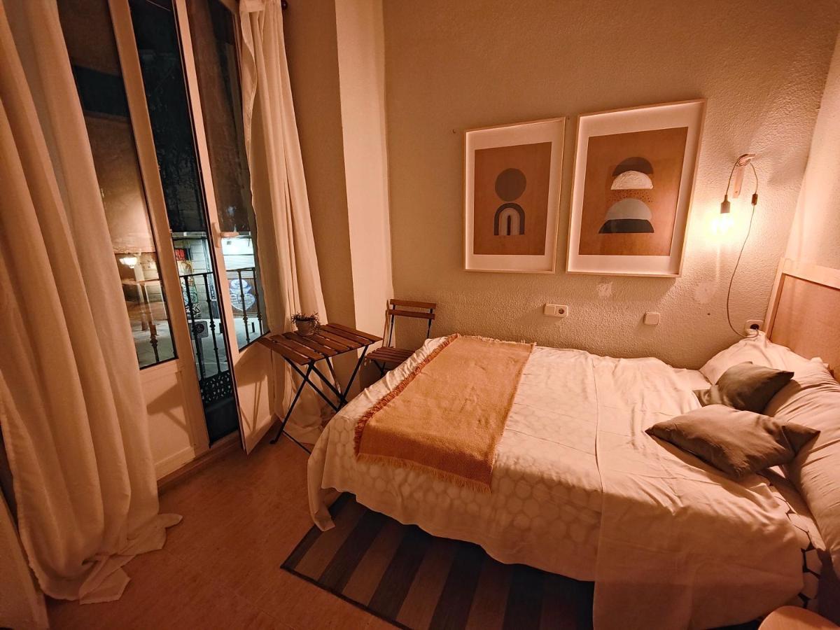 Corredera Rooms, No Llegadas Despues De Las 21H Madrid Exterior foto