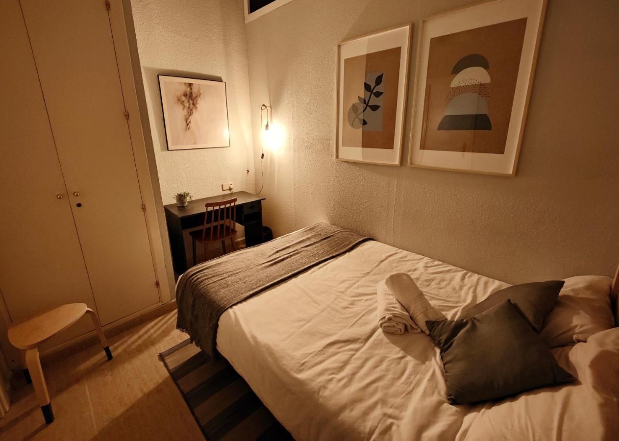 Corredera Rooms, No Llegadas Despues De Las 21H Madrid Exterior foto